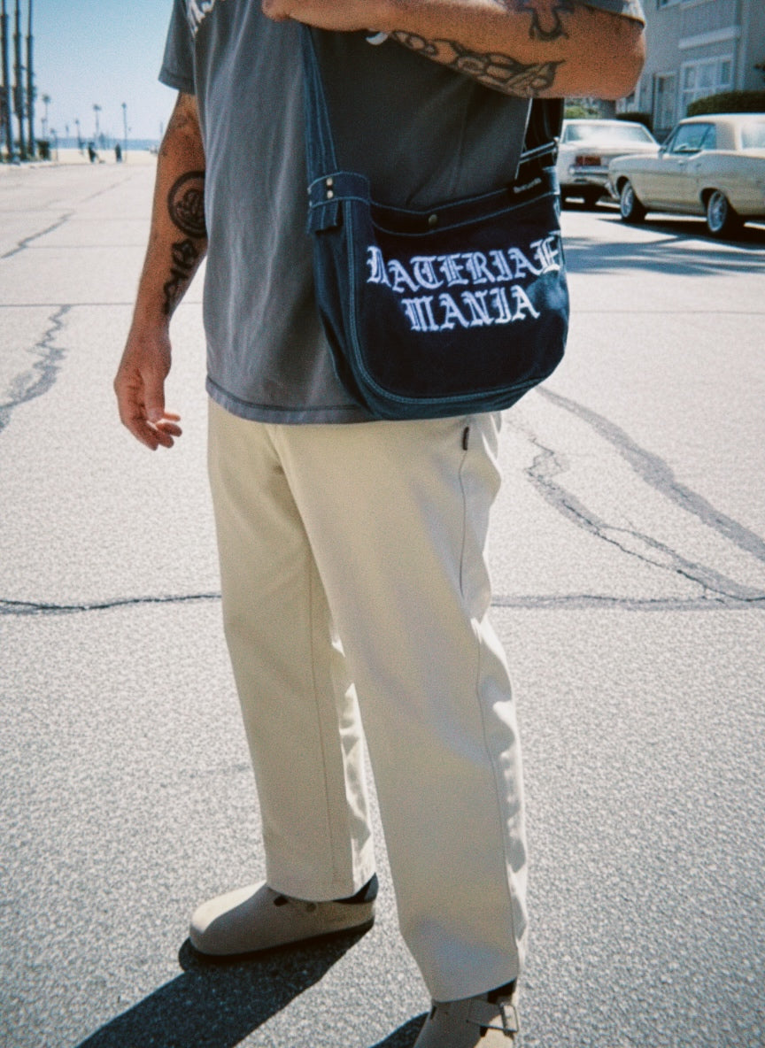 MATERIAL MANIA NEWSPAPER BAG