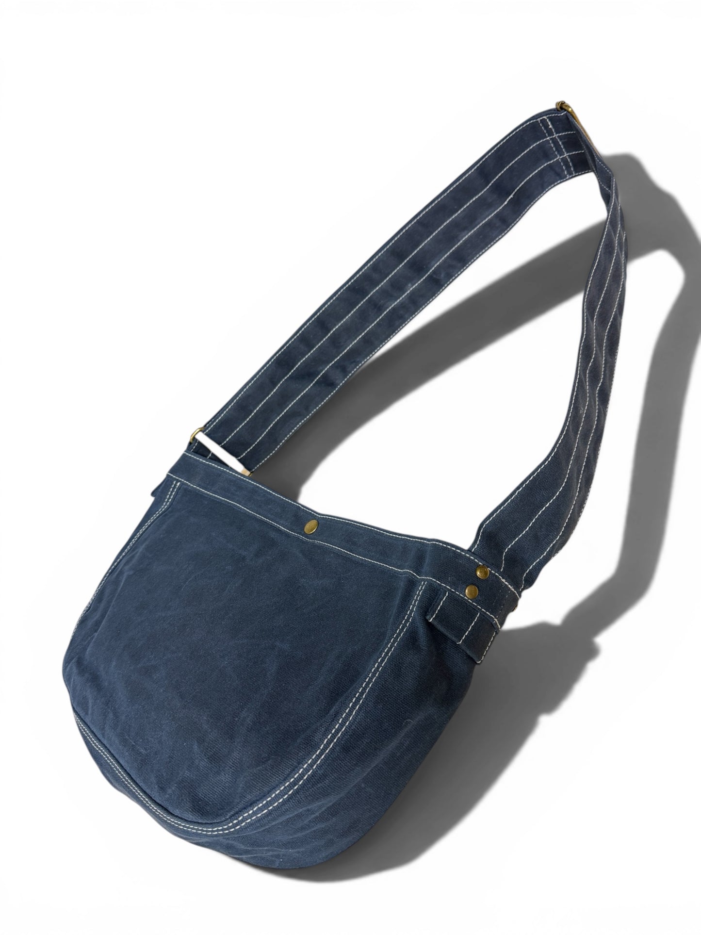 MATERIAL MANIA NEWSPAPER BAG